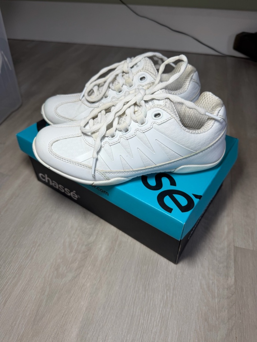 Chassé Kids White Lace-Up Sneakers